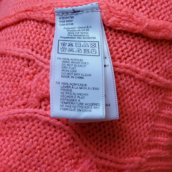 Forever 21 Woman's Size M Long Sleeve Sweater. - Picture 6 of 6